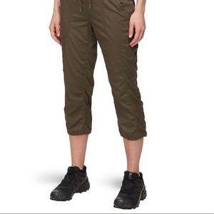 The North Face Women’s Aphrodite 2.0 Capri Pant 3X NWT